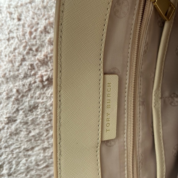 Tory Burch Saffiano Leather Tote/ Light Oak/Excellent Condition - Picture 12 of 16